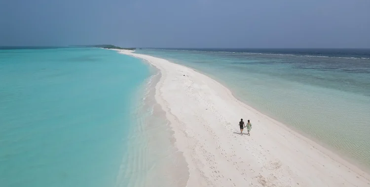 Dhigurah beach