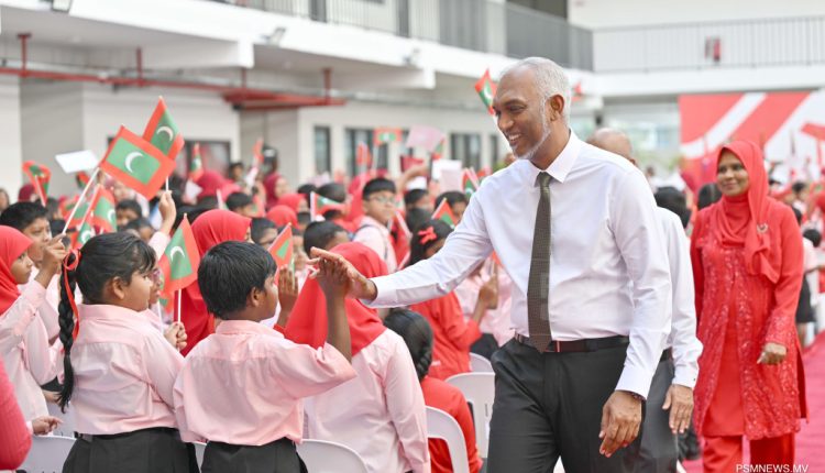 Muizzu with teachers