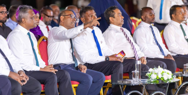 mt5aw4yi-i0ev-Nasheed